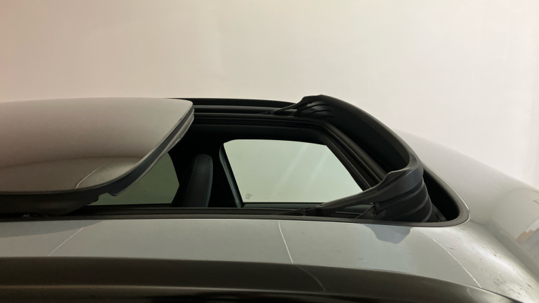 Audi Q3 1.5 e-Hybrid Launch Edition 5dr S Tronic Estate